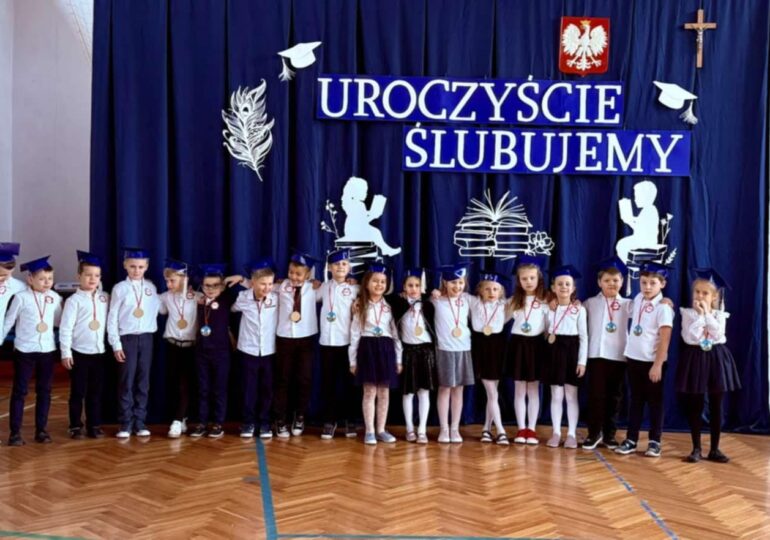 UROCZYŚCIE ŚLUBUJEMY!