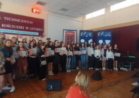 Wyróżnienie dla Nikoli Parobek w XV Powiatowym Festiwalu Piosenki Obcojęzycznej w Leżajsku